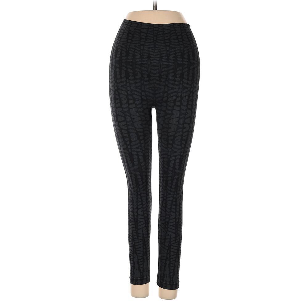 Spanx leggings XS black with gray spots, animal print snake, ankle length‎